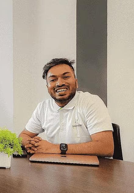 রিফাদ হোসেইন